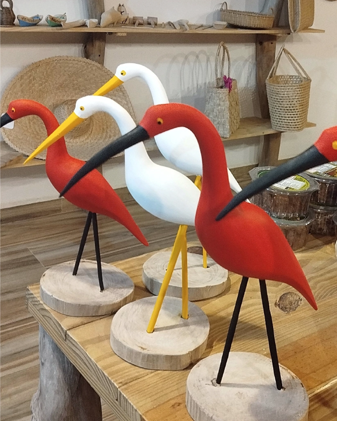 Esculturas em Madeira